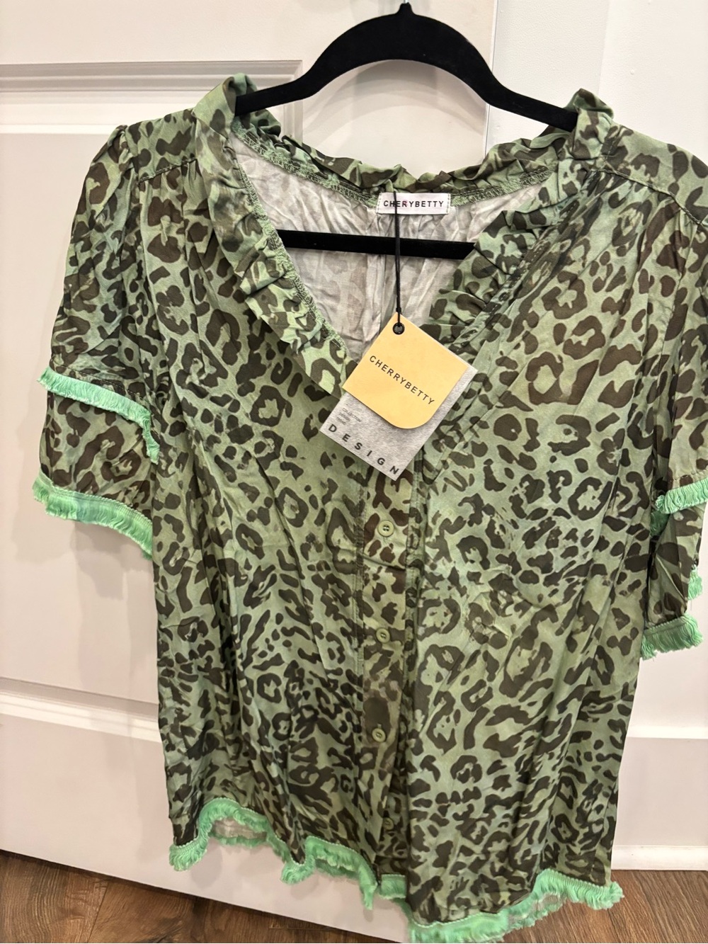 Cherry Betty Leopard Print Ruffle Neck Frayed Hem Top - Size Small New Shirt - Picture 12 of 12